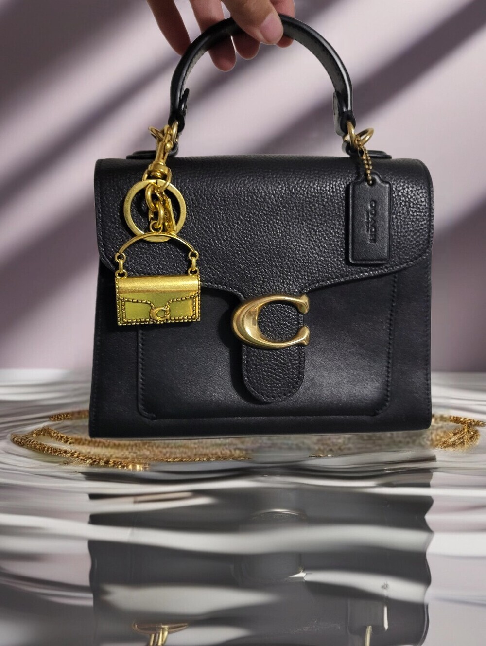 Coach TABBY TOP HANDLE 20. Black Polished Leather. - Picture 15 of 15